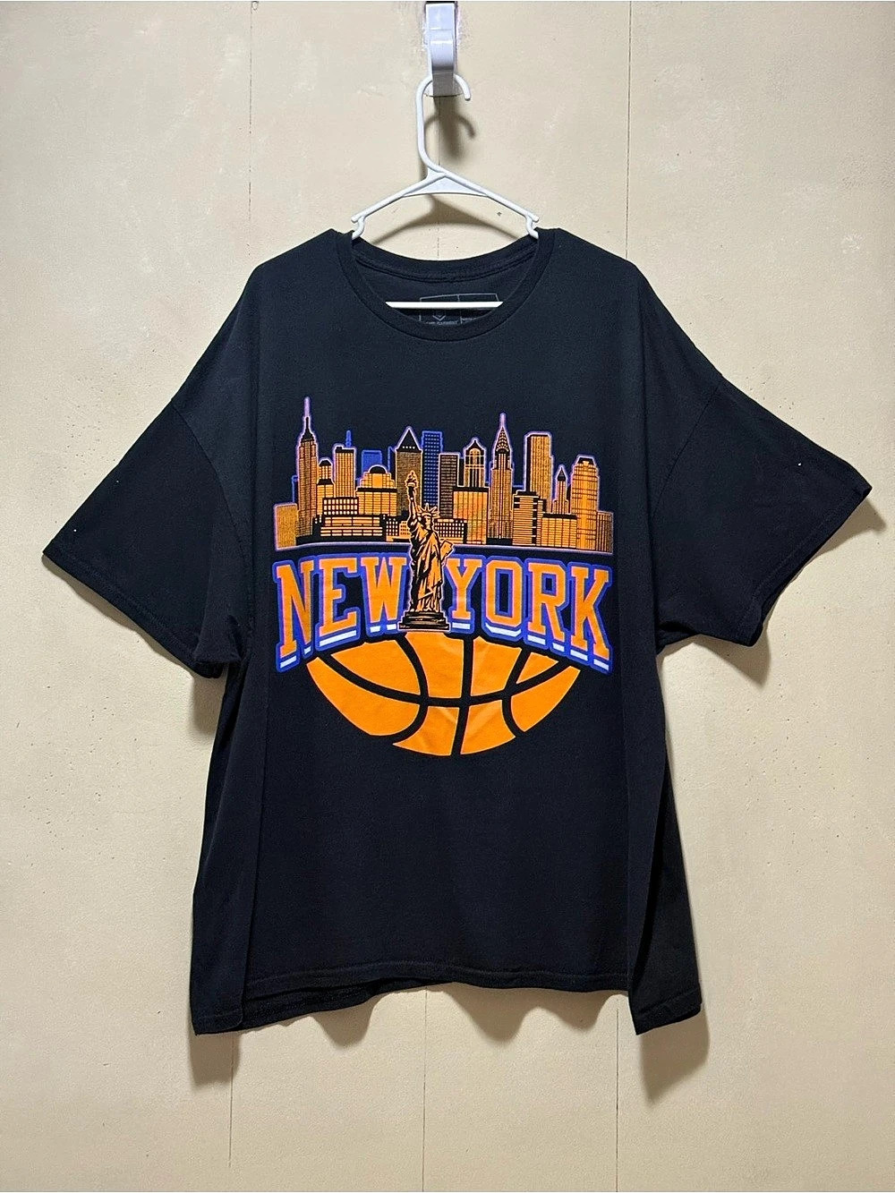 Game Garment NY Basketball Stadium Graphic Tee in Black 3XL